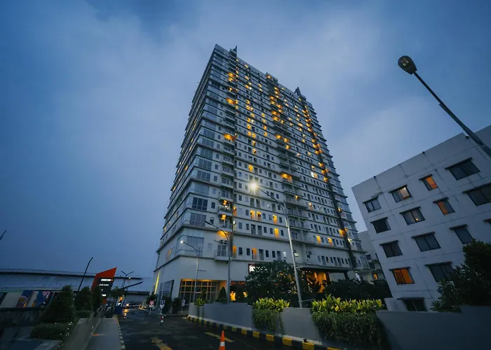 Tmansari Mahogany Apartement By Luxury